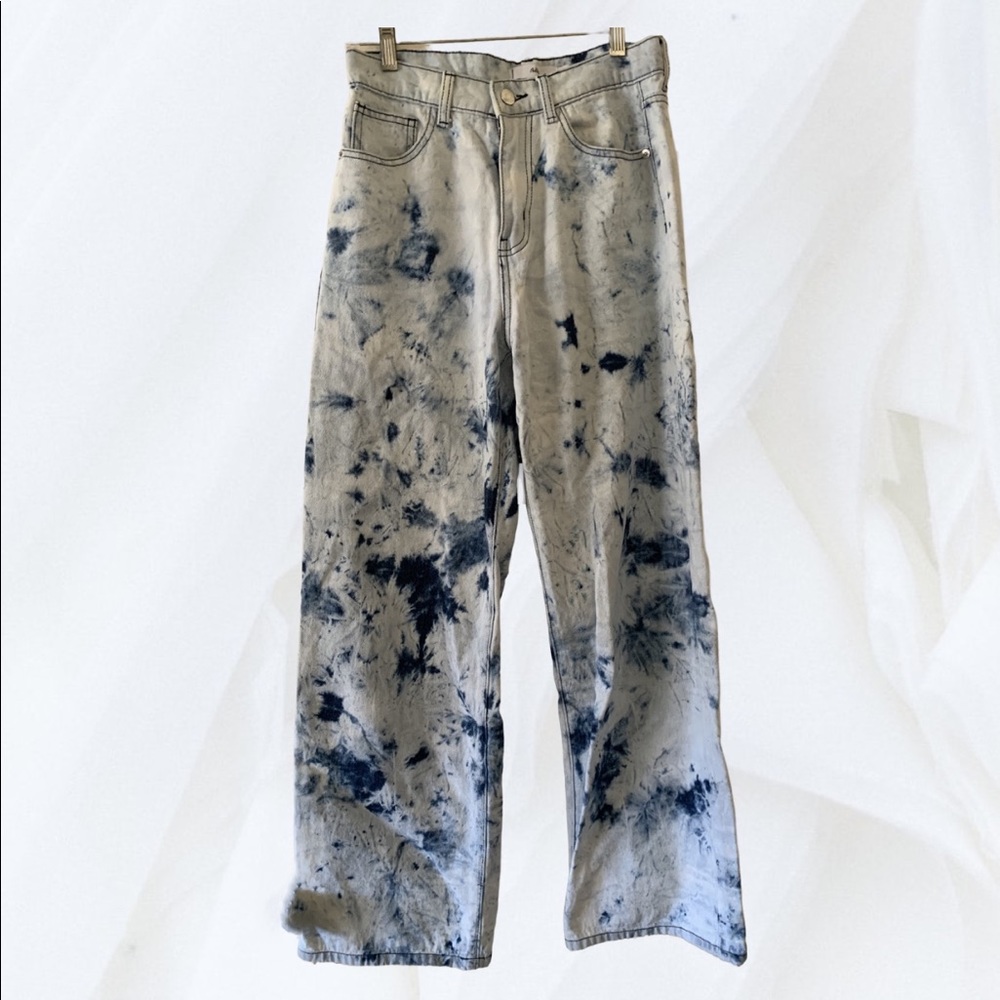 Acid wash straight leg denim jeans